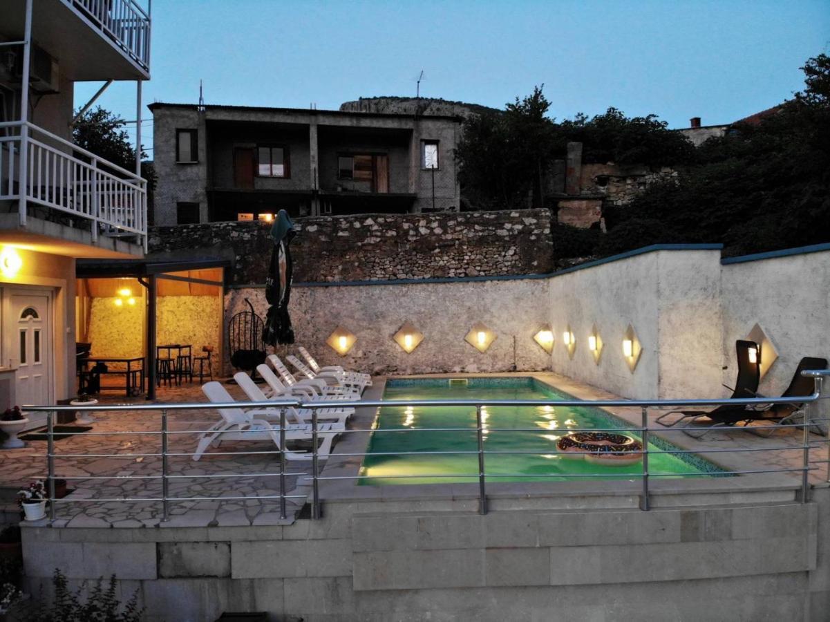 Apartments Horizont Mostar Esterno foto
