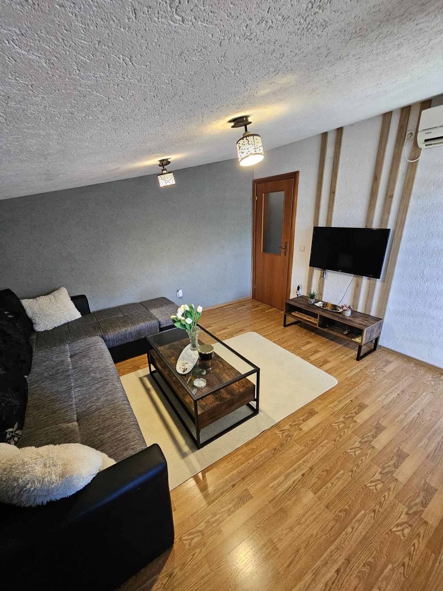 Apartments Horizont Mostar Esterno foto